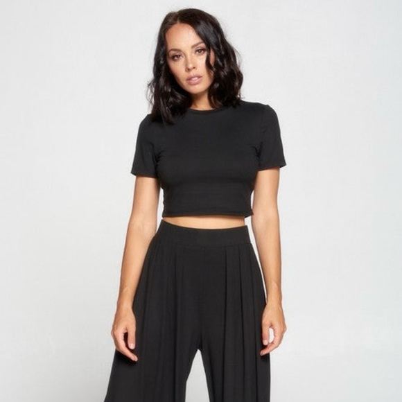 Crop Top And Palazzo Pants Set Size Large in Black - Picture 3 of 3